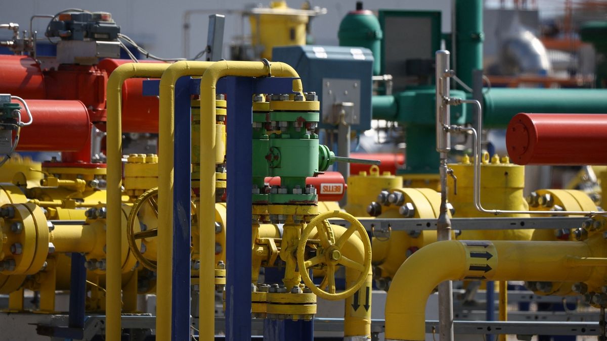 Firmy potřebují pětinásobek peněz na nákup plynu, zní z Pražské plynárenské